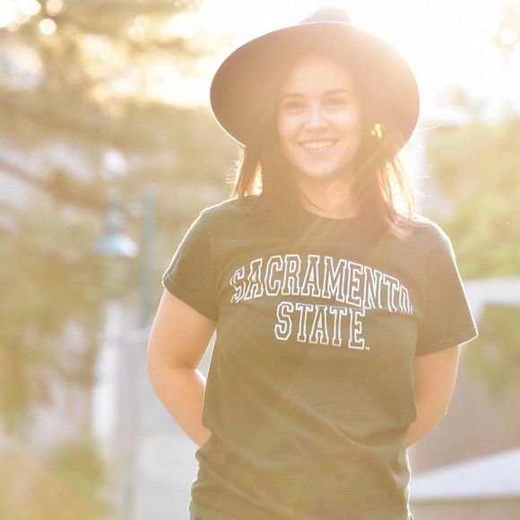 Meet your Posher, Taylor - Picture 1 of 1